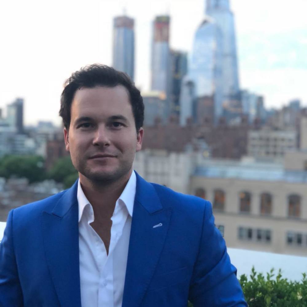 Meet your Posher, Jonathan